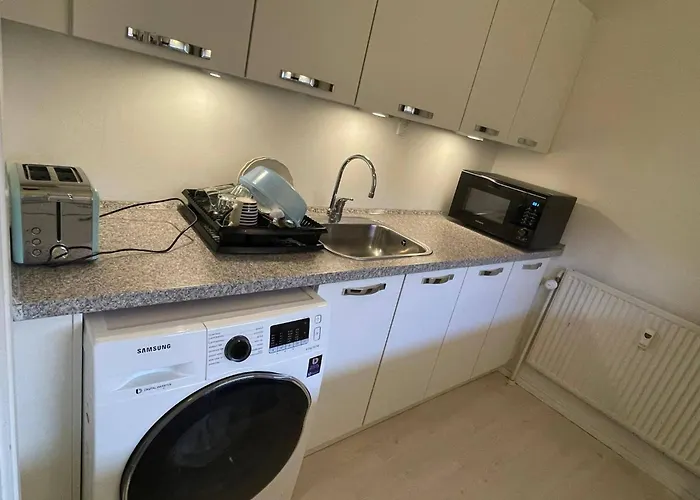 Апартаменты Cozy 1-bedroom In Hvidovre, Copenhagen